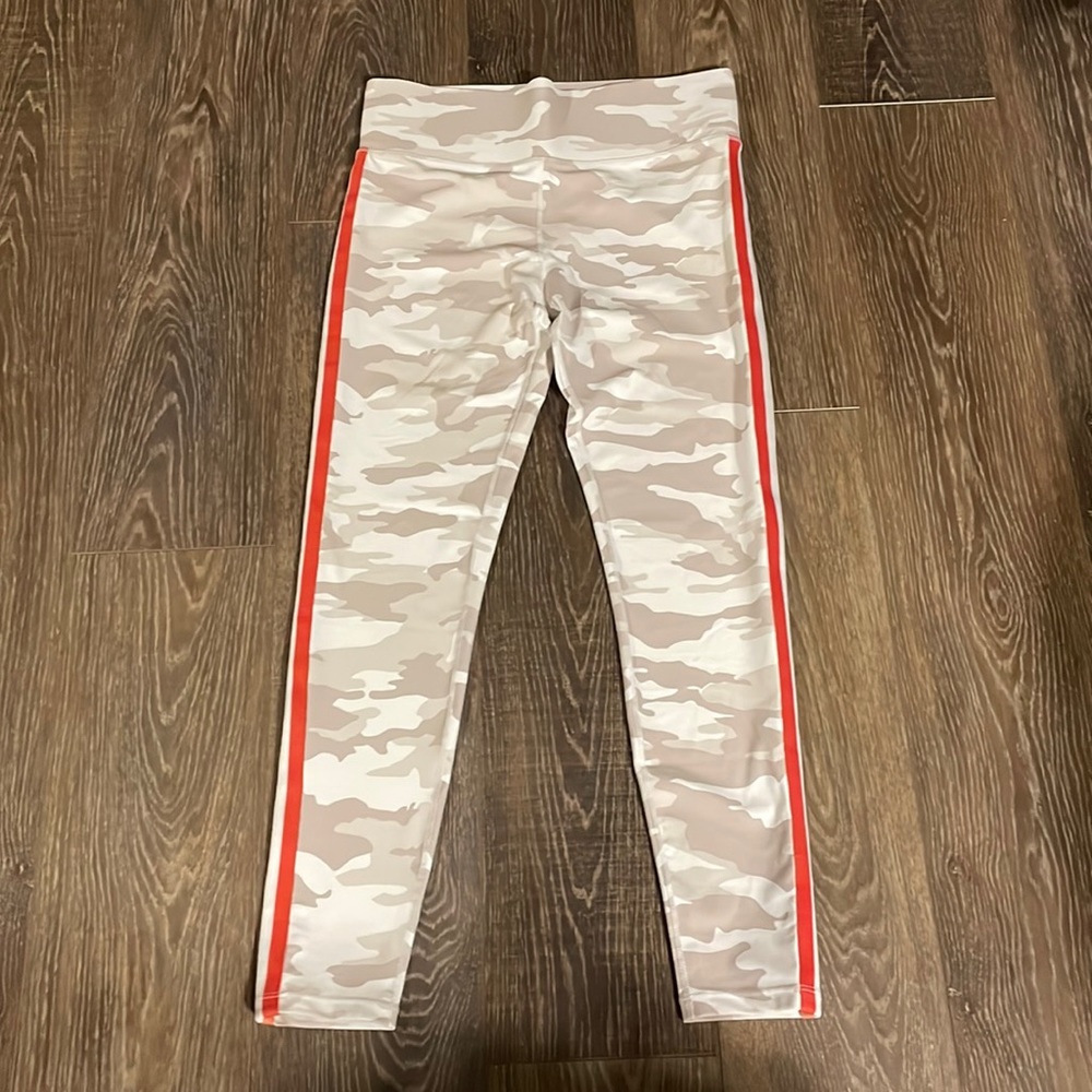 Cut The Frills womens leggings